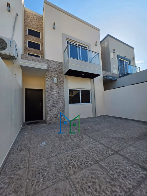 IS SOLD SPACIOUS AND MODERN TOWNHOUSE IN RESIDENTIAL HOUSE MAYA SAN PEDRO SULA