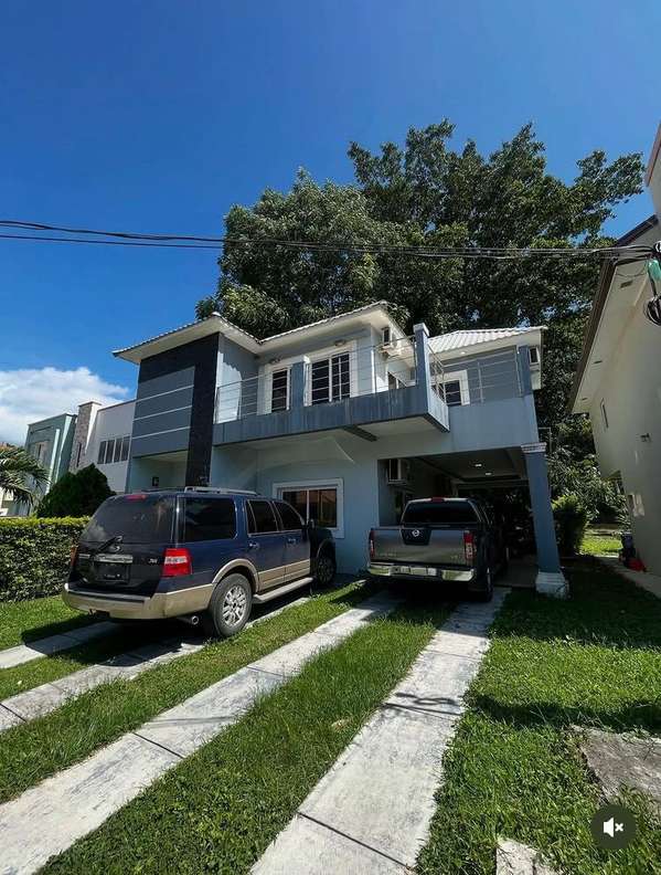 It's sold House in Res. Campisa