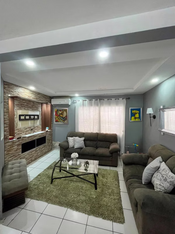 It is sold in La Sabana sector Town Center