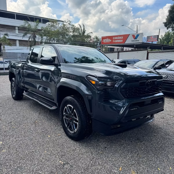 TOYOTA TACOMA TRD SPORT 2026