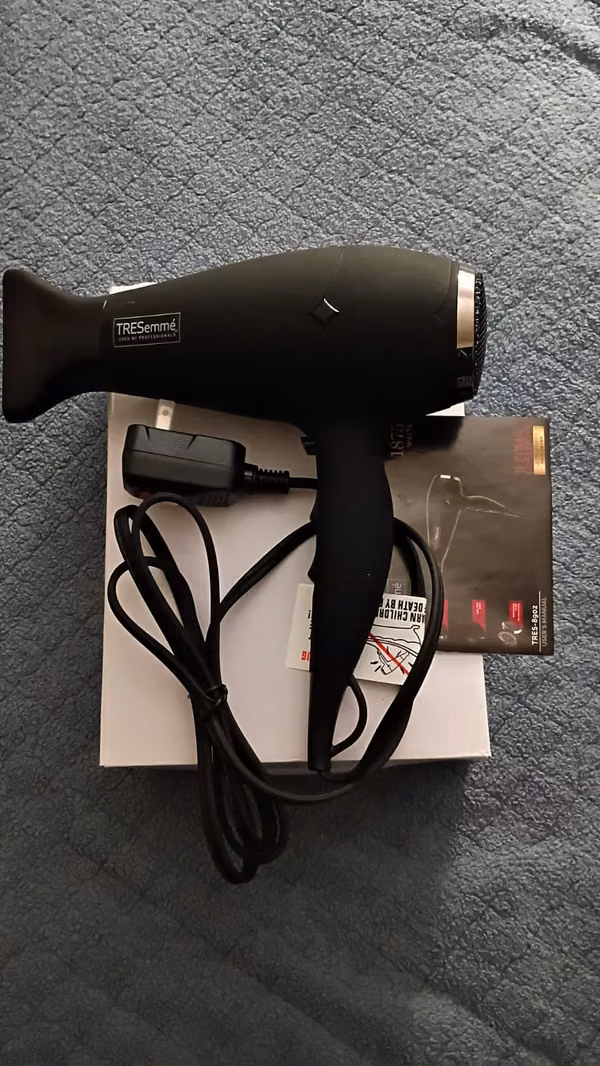 Hair dryer