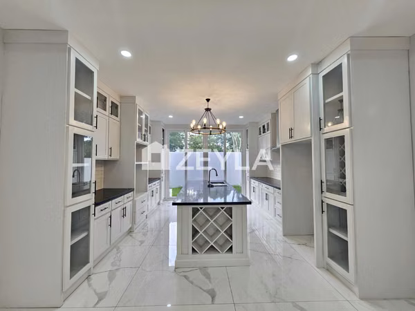 Se Alquila Townhouse Nuevo En Residencial Lomas Del Pedregal, SPS