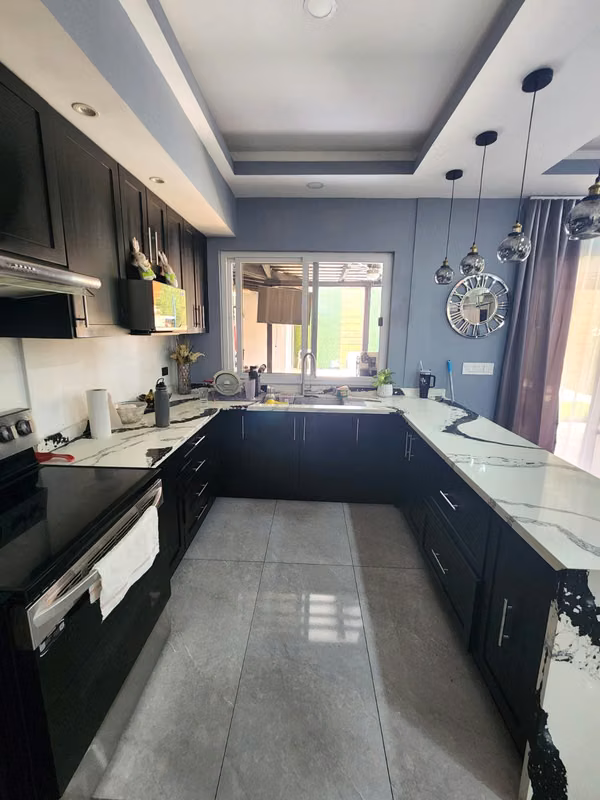Se Alquila Casa En Residencial Los Laureles, SPS