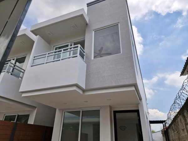  ¡TOWNHOUSE EN VENTA – SITRATEL, SAN PEDRO SULA! 