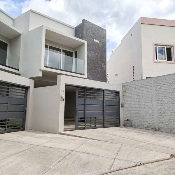 It's sold Casa Res. Roble West