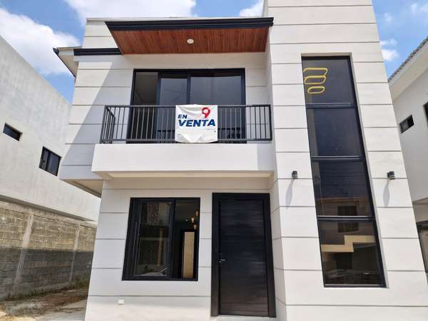 NEW HOUSE FOR SALE - VALLEY GARDENS, SAN PEDRO SULA!