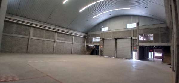 BODEGA NEW IN RENTA - - - - - - - -