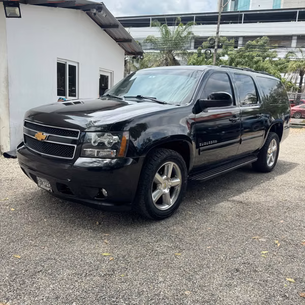 CHEVROLET SUBURBAN 4x4 2012