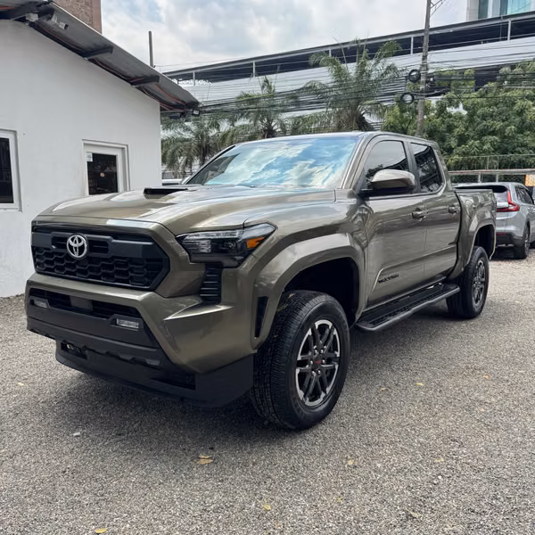 TOYOTA TACOMA TRD SPORT 2025
