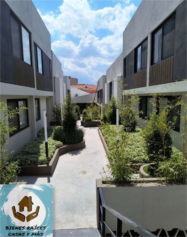 MODERN NEW HOUSES FOR SALE IN RESIDENTIAL THE SUMMIT, NEAR THE BLVD MORAZÁN