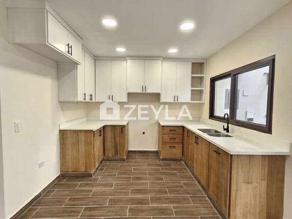 New Townhouse In Residential Villas Mabel, SPS