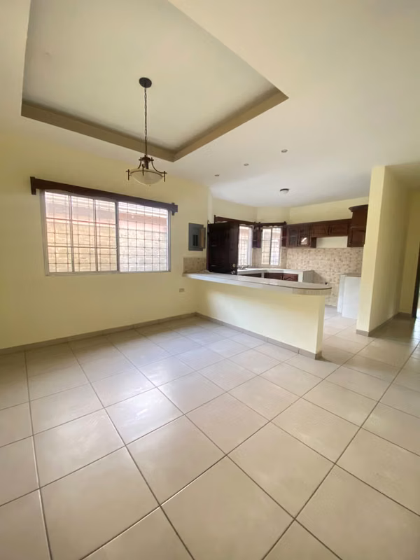 Casa en Venta en Residencial Villas Paraíso | 413 varas²