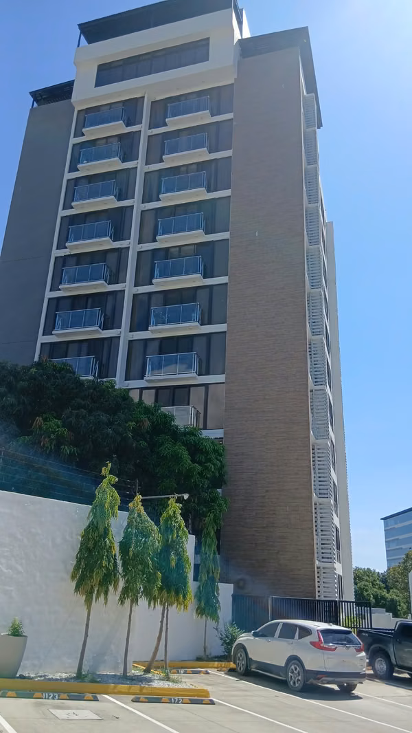 Condominio de tres habitacines en Venta, Activo en AIRBNB