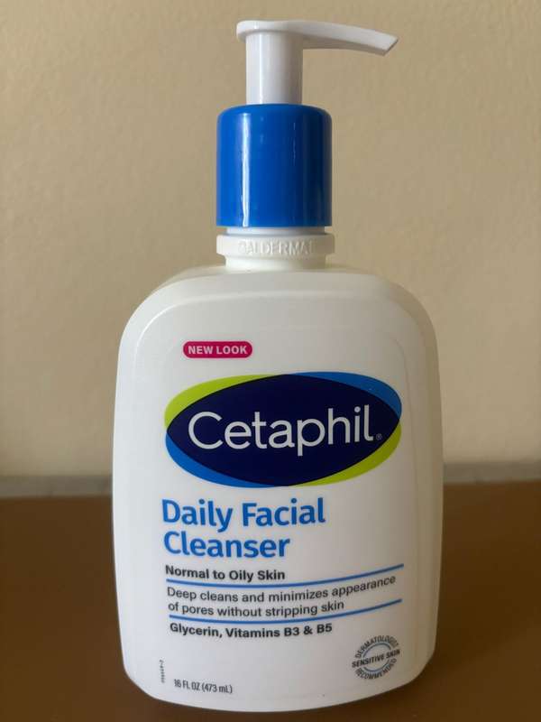 Cetaphil Daily Facial Cleanser, Oily & Combination Skin, 16 fl oz