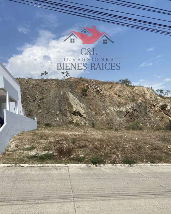 Se Vende Terreno en Res. Campisa 