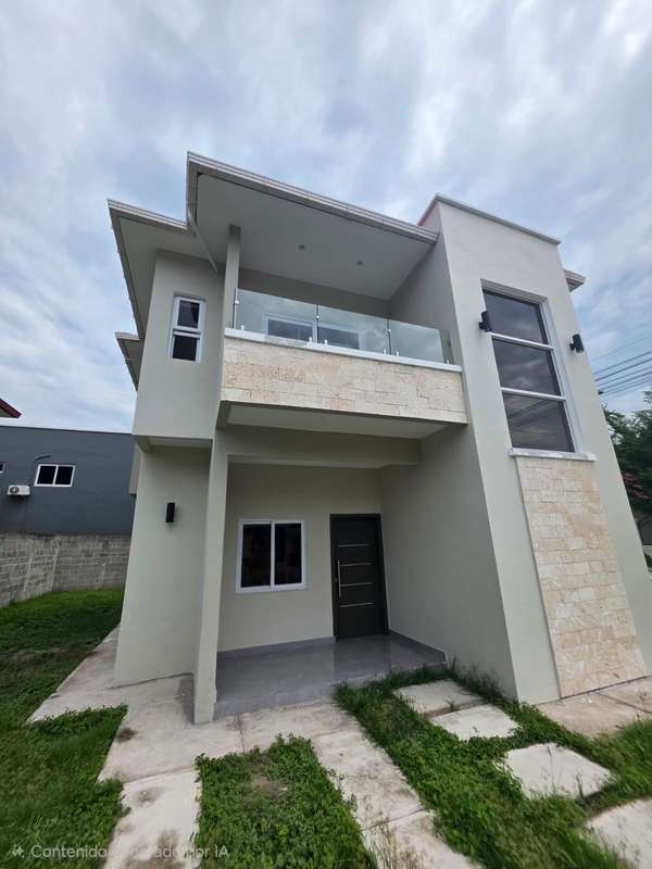 Se Vende Casa en Res. Rancho Tara