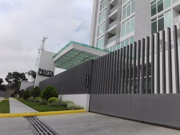 APARTAMENTO AMUEBLADO  EN RENTA, ubicado en PENTA CONDOMINIOS, San Pedro Sula
