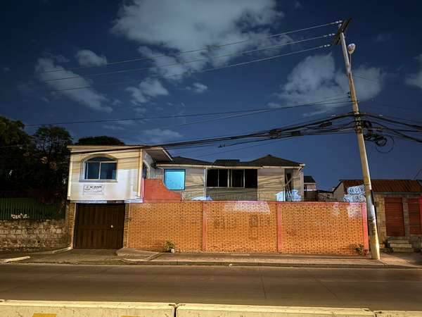 Local comercial en venta - Zona centrica.