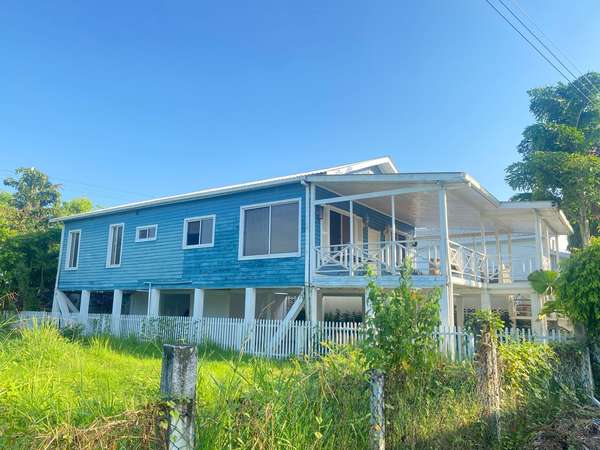 SE VENDE CASA DE PLAYA EN TELA ATLANTIDA