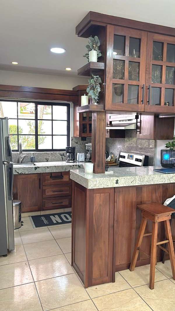 Se Vende Casa En Residencial Hebron, SPS