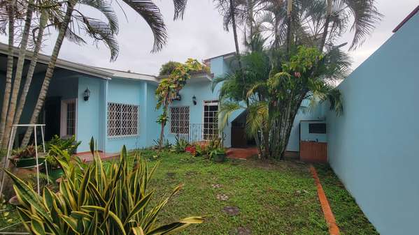 Venta de casa de un nivel en sector Universidad San Pedro Sula,  Honduras 