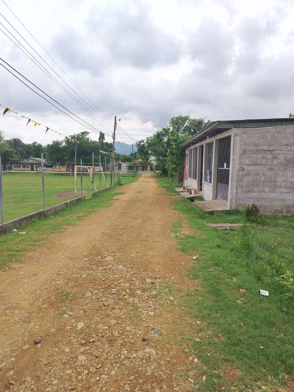 Lote de terreno 427.37 Vra2
