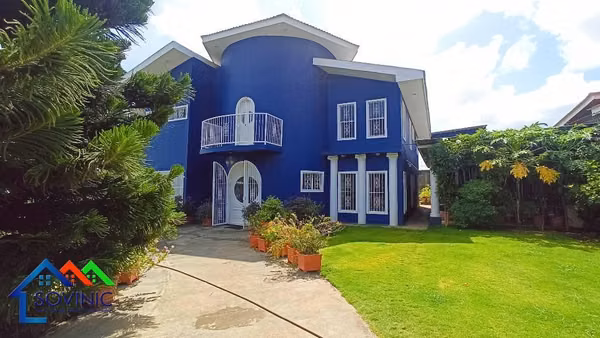 House for sale Managua Nicaragua. Old road to León