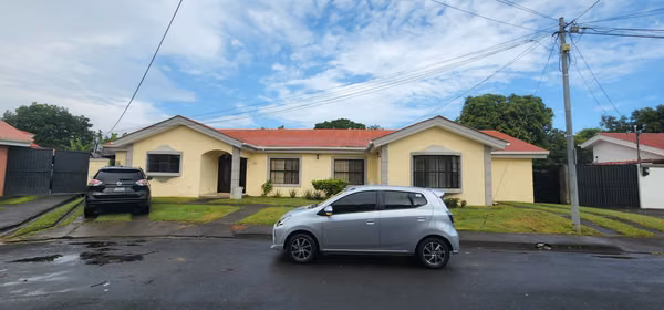 House for sale at km 12 on the road to masaya