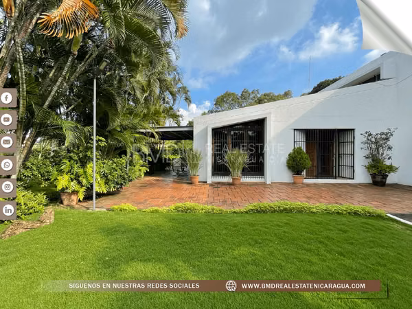 Descubre esta exclusiva residencia ubicada en el km 12.5 de Carretera Sur 0511
