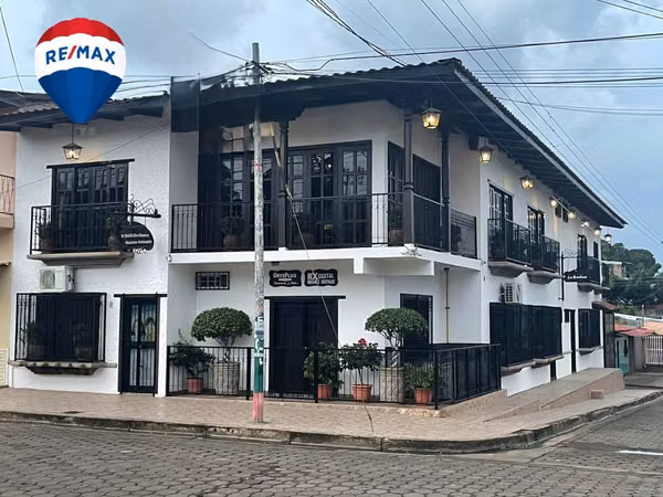 Amplia Casa estilo Colonial en Juigalpa, Chontales