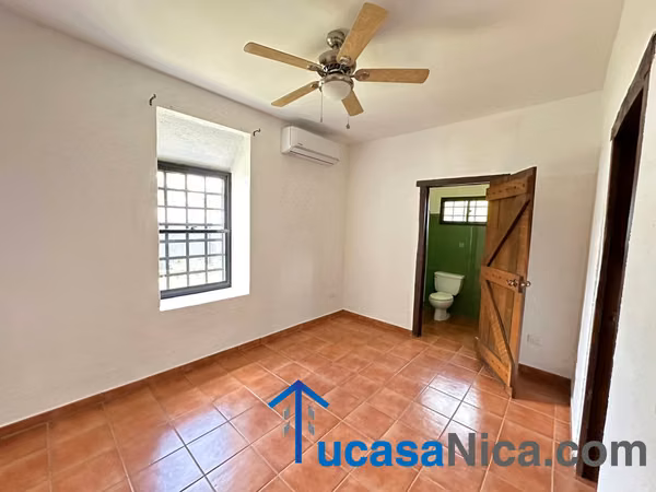 Casa Estilo Quinta en santo domingo .