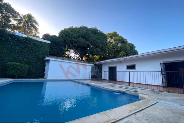 FP> Casa en Venta en Condominio Cerrado en Las Colinas $276,000