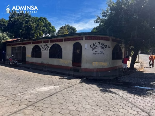 ¡CASA ESQUINERA - NEGOCIO GARANTIZADO!