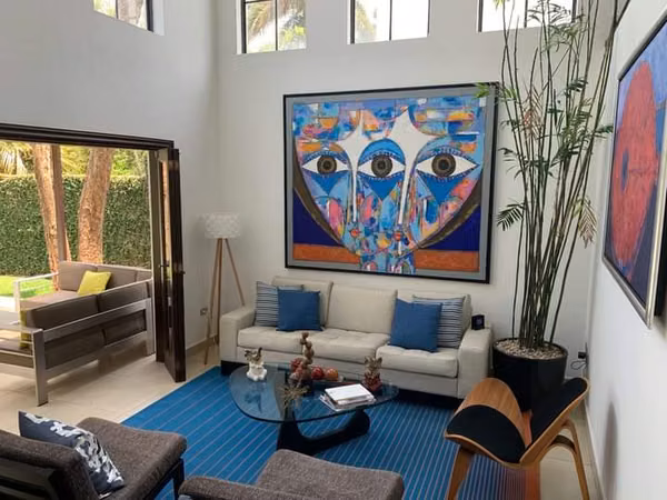 Rento amueblada casa con piscina
