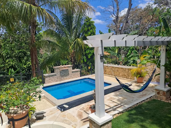 VENTA DE CASA EN RESIDENCIAL  ALTOS DEE VILLA FONTANA!!LAM