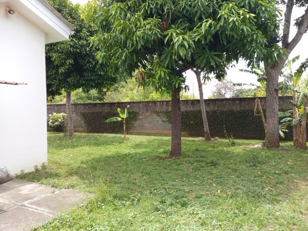 CARRETERA MASAYA KM 12. SE VENDE CASA RESIDENCIAL PRIVADO.