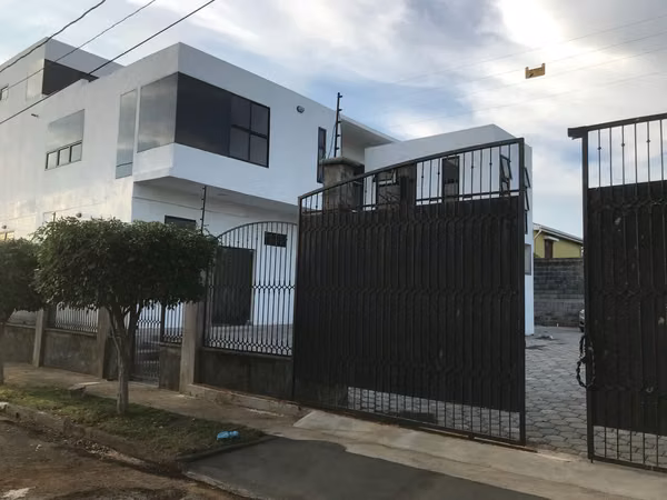 CRM 0833 CR