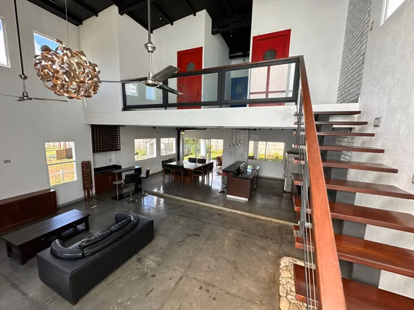  Casa en Condominio - Las Colinas Managua 