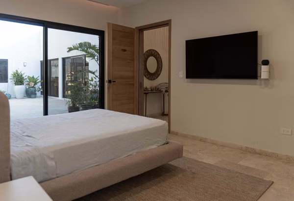 Casa Blanca - Oceanfront Luxury Retreat in Exclusive Punta Diamante, Playa Remanso