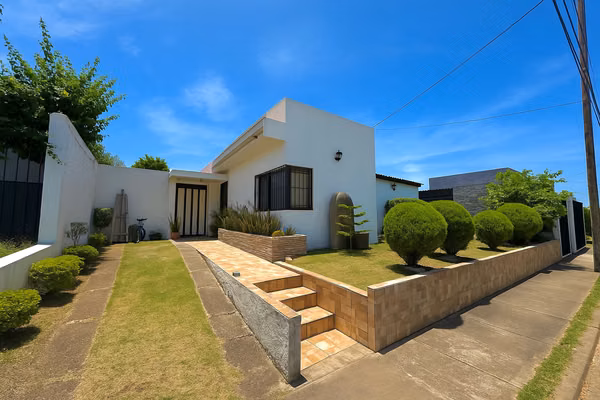 FP / Home is sold in Residencial Monteclara $86,500
