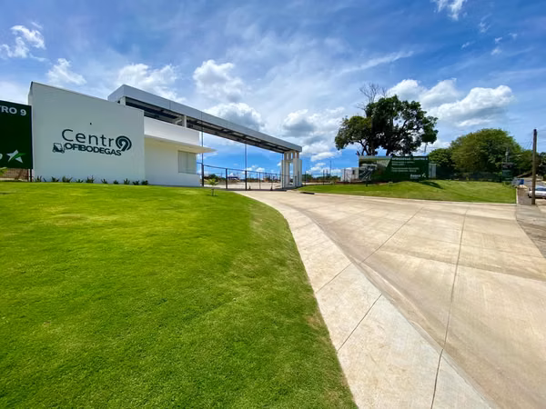 VENTA o ALQUILER de OFIBODEGA Km 9 Carretera Masaya