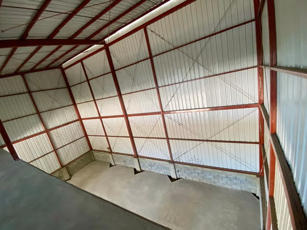 VENTA o ALQUILER de OFIBODEGA Km 9 Carretera Masaya