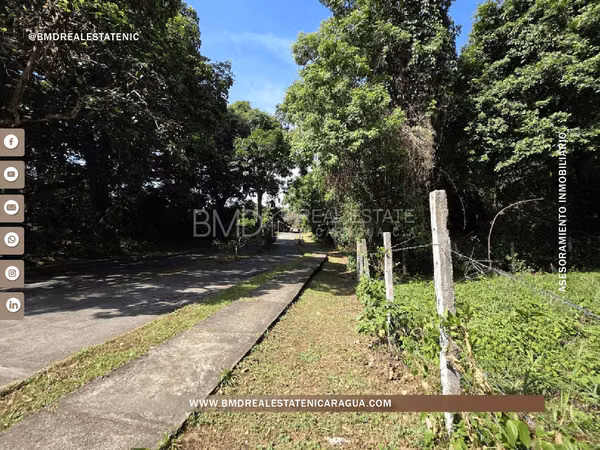 Venta de precioso lote de terreno en Balcones de Santo Domingo KG