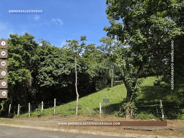 Venta de precioso lote de terreno en Balcones de Santo Domingo KG