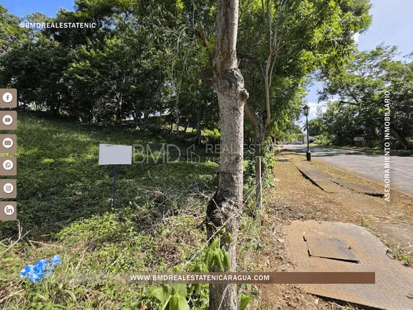 Venta de precioso lote de terreno en Balcones de Santo Domingo KG