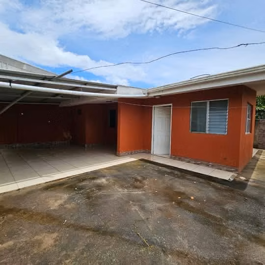 Se vende hermosa casa en jardines de veracruz FP