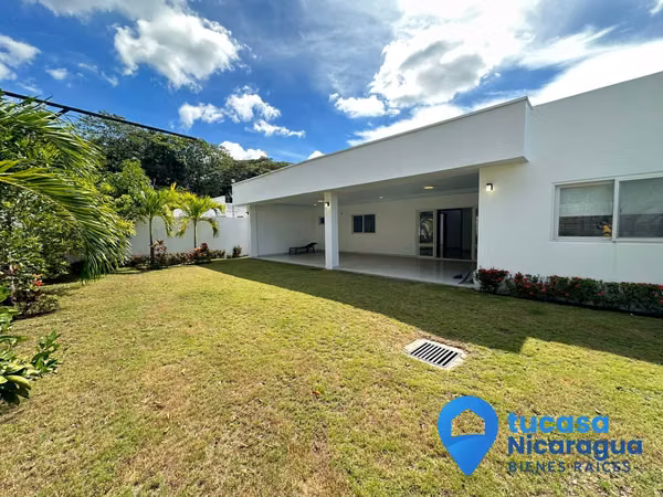 Casa en Renta – Las Colinas (Línea Blanca Incluida)