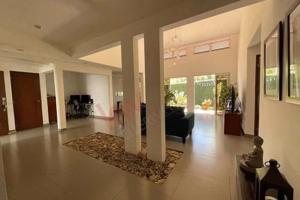 Precio U$180,000 dólares. Venta de Casas en Santo Domingo, Managua.