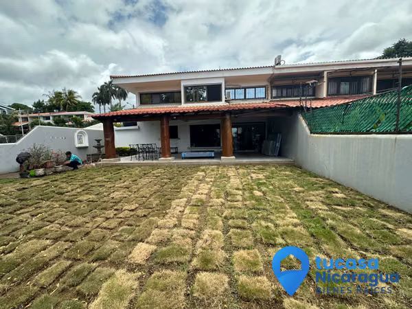 Se Alquil Casa en Santo Domingo Managua  con o sin muebles