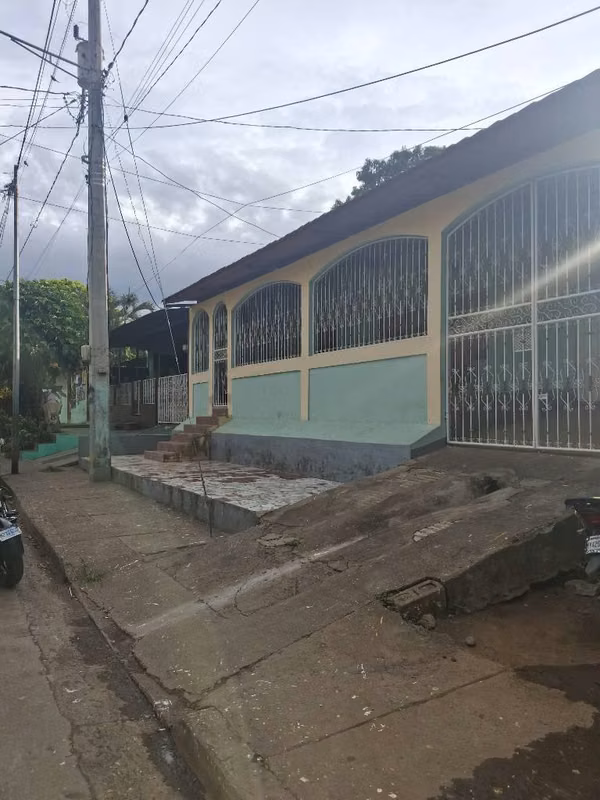 Venta de casa en Barrio La Fuente